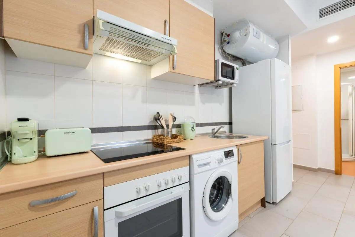 Image 3 of WintowinRentals Superb New-look Apartment