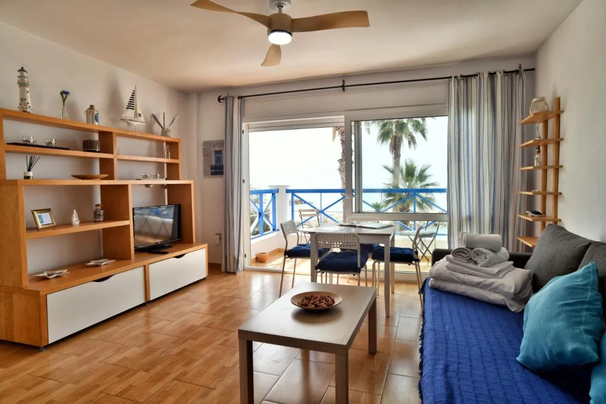 Image 5 of WonderStays Apartamentos La Perla Azul