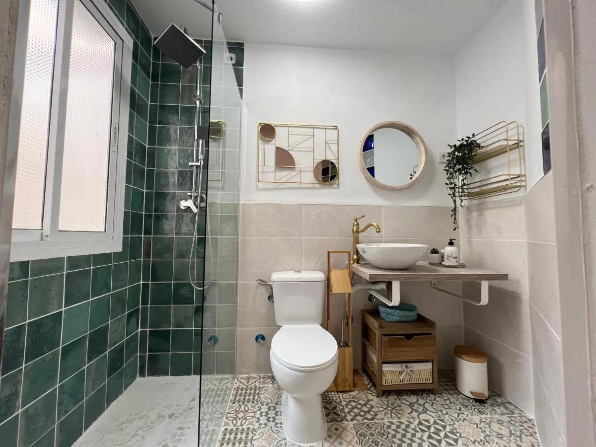 Image 5 of iYOURBASICS Great Apartment Hinestrosa 23 FREE WIFI&AC